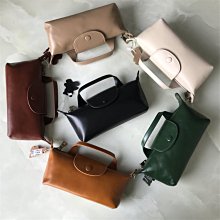 時尚超值好包 draconite 精緻鉚釘 人體功學肩帶 高耐磨防撕裂 筆電專用收納包 雙肩包 背包 ~非 PORTER 歷史價格詳細信息