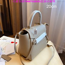 三毛雜貨鋪古納阿瑪尼黑曜石光影美膚修顏霜水潤遮瑕 歷史價格詳細信息