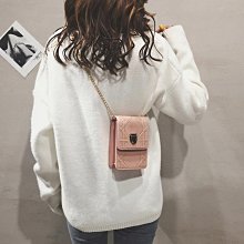 【現貨精選】熱銷質感包包女包21新款斜揹包斜揹包女時尚韓版女士手提小方包 歷史價格詳細信息