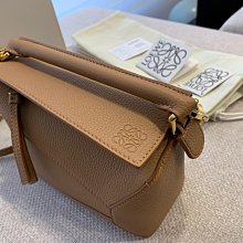 LOEWE Mini Flamenco 緹花帆布拼接束口斜背包.酪梨綠 歷史價格詳細信息