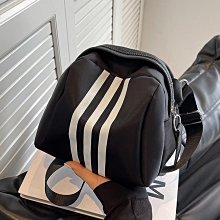 甜覓居家雲朵腋下包包新款小眾ins褶皺手提斜背包女斜挎高級感鏈條包 歷史價格詳細信息