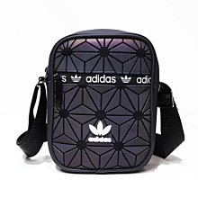 甜覓居家時尚百搭女生斜跨小包純色手提通勤女士包包輕便單肩媽咪包耐磨布斜挎包女包 歷史價格詳細信息