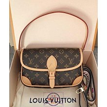 【莉莉】爆款男士泳褲 男士遊泳褲 時尚平角沙灘泳褲純色無袋 歷史價格詳細信息