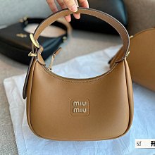 【熱銷】 配盒子 繆繆編織 春夏新款托特包 採用質樸的天然拉菲草 絢麗彩條鉤針編織 風格甜美又清新 歷史價格詳細信息