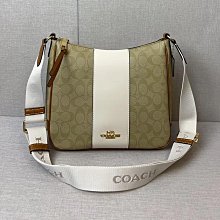 COACH 時尚老花皮革護照夾皮夾 (兩色可選) 歷史價格詳細信息