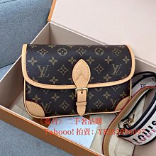 菱月二手 Van Cleef & Arpels 梵克雅寶 18K白金 手鐲超小型款式 VCARP6X800 歷史價格詳細信息