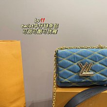 Leann代購~新款丹寧牛仔迷你枕頭包單肩波士頓手提斜挎包2024女包高顏值 17*11cm 配包裝盒 歷史價格詳細信息