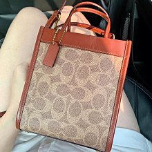 COACH 女款 小牛皮鱷魚壓紋雙面用皮帶-黑色 歷史價格詳細信息