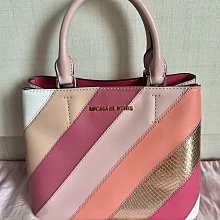 Michael Kors 肩背包 KINSLEY (兩色任選) 100%正品 歷史價格詳細信息