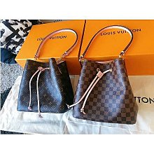 LV   棋盤格+Monogram原花圖案 春夏款 披肩/圍巾  卡其色 歷史價格詳細信息