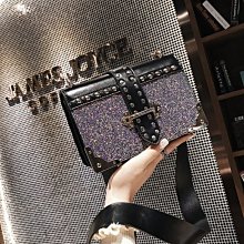 韓版百搭亮時尚面單肩包女小眾設計包包2023新款手提包橫款斜跨包 歷史價格詳細信息