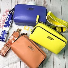 ????Angela????超好看毛衣外套女秋冬款單排扣羊絨設計感小眾綠色針織衫(230927) 歷史價格詳細信息