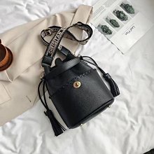 【現貨免運】兩用熱壓吐司機 熱壓三明治機 烤土司機 熱壓機 鬆餅機 點心機 帕尼尼機 華夫餅機 三明治機 歷史價格詳細信息