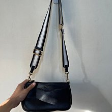S’AIME 斜背包-圓弧多插袋質感鍊條小方包 / SBG31-B466S 歷史價格詳細信息