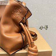 新款創意百搭單肩包女士時尚 Ins 小黑色 Briquettes 帆布斜挎包女搞笑可愛醜小書包 歷史價格詳細信息