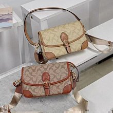 Joy'ce Amour ❤防潑水尼龍多拉鍊格層斜背包 ❤ 歷史價格詳細信息