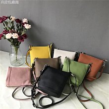 特價時尚真皮牛皮女包2023新款中年女士媽媽婆婆包軟皮單肩斜挎包 歷史價格詳細信息