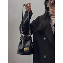 韓國小衆腋下包包女 單肩包 夏季2024新款潮時尚馬鞍包 休閒紅色斜挎包潮-李李 韓國女裝 歷史價格詳細信息