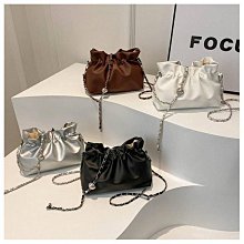 新款簡約百搭素色斜背包包女 新款韓版休閒復古大容量手提包 H1FZ-包沒煩惱 歷史價格詳細信息