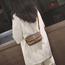 輕便斜挎小包女新款2023時尚單肩包媽媽尼龍水洗布包防潑水小方包 歷史價格詳細信息