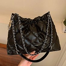 高級感小眾小包包女新款水桶包質感圓筒斜背包洋氣手提包爆款女包百搭包包搭配高級時尚洋氣包包 流行 精品 歷史價格詳細信息