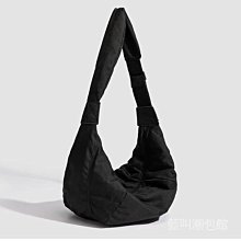 運動包包女2024新款超火時尚斜挎包圓筒包ins休閒水桶包女包 歷史價格詳細信息