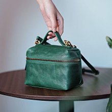 高檔復古植絨珍珠抓夾女氣質百搭後腦勺盤髮鯊魚夾鑲鑽抓夾頭飾 歷史價格詳細信息