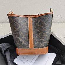 真皮凱旋門高級質感小眾月牙包2023新款單肩斜挎包月亮包馬鞍包女 歷史價格詳細信息