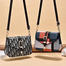 斜挎包女媽媽款中年小包2023新款時尚大容量高級感腋下包女單肩包 歷史價格詳細信息