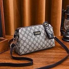 新品現貨 韓版百搭 小包包流行簡約字母寬頻斜背包個性ins小方包女-李李 韓國女裝 歷史價格詳細信息