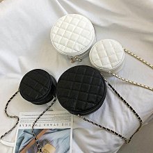 新品現貨 韓版百搭 小包包流行簡約字母寬頻斜背包個性ins小方包女-李李 韓國女裝 歷史價格詳細信息