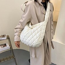 韓國 雲朵閃電 耳環 夾式 針式 台灣現貨【Bonjouracc】 歷史價格詳細信息