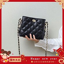 斜挎新款斜揹包軟皮質感包包女時尚簡約歐美潮流復古多口袋大容量-悅享樂購滿599免運 歷史價格詳細信息