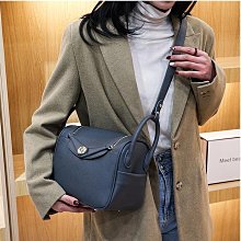 琳迪包2023春夏新款枕頭包時尚潮流單肩斜跨手提生包 歷史價格詳細信息