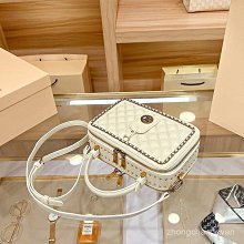 香港代購真皮包包女2024新款潮流寬帶百搭高質感單肩斜挎手提包 歷史價格詳細信息