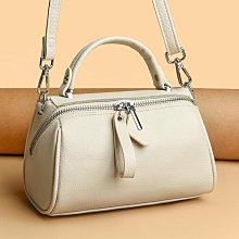 女生素色斜背包 可手提 大容量便攜斜背包 通勤耐用帆布包 出行便攜小方包 日常百搭學生上課女包包-陽光優選 歷史價格詳細信息