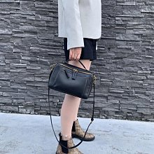 頭層牛皮波士頓枕頭包2024新款百搭真皮女包包單肩斜挎軟皮手提包【zero潮流屋】 歷史價格詳細信息