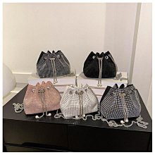 新款單肩包包女2024斜挎女士包時尚休閑輕奢高級感百搭手提單肩包 歷史價格詳細信息