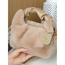 高級感包包百搭毛絨小包包大容量單肩斜揹包ins網紅毛絨包包 秋冬羔羊毛包包女時尚百搭鏈條包毛毛包包女【fp1126】 羔 歷史價格詳細信息