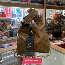 ☆最愛二手精品☆ DIOR SADDLE 全新藍色老花帆布馬鞍金釦釦子短夾皮夾卡片夾 S5611CTZQ XG7361 C4417 歷史價格詳細信息