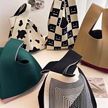 現貨 針織包 針織手提手拎飯盒包學生可愛卡通韓版大容量休閑百搭伴手禮沙灘包 歷史價格詳細信息