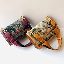 Tory Burch TMonogram 83057 新款女士波士頓水桶包 拼接設計復古時尚 可單肩斜挎可手提 小號 復購證 歷史價格詳細信息