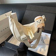 2024大容量單肩斜掛包街頭潮流水桶包清新壓花包 流行 歷史價格詳細信息