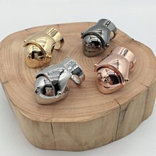 倉庫直銷#VivienneWestwood 薇薇安 長條黑色烤漆字母MANIA土星鑰匙扣鎖匙圈--F8012 歷史價格詳細信息