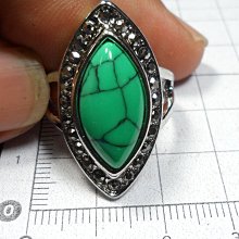 （出清）真品法國製 CELINE 法國頂級品牌，黑藍帶點暗紫八摺片及膝裙，歐碼38碼，小腹修飾設計，微彈無內裡(內車加強片)Yves 夏姿 LV三宅一生dior 歷史價格詳細信息