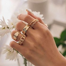 IG網紅穿搭款 秋冬黃色黑色寬鬆毛毛寬鬆時尚外套 女神網紅網美名媛經典百搭配靴款外套 秋冬毛毛外套 歷史價格詳細信息