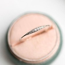 臻榮wish熱賣跨境飾品 群鑲歐美男士鉆戒時尚新款18K白金結婚戒指 歷史價格詳細信息