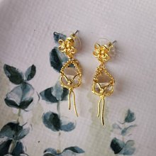 【MOMO全球購】SWAROVSKI施華洛世奇 天鵝女戒指 開口三層疊帶戒環 狐貍蜜蜂波米西亞風情月亮寶石對戒 歷史價格詳細信息