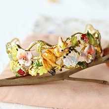 【MOMO全球購】SWAROVSKI施華洛世奇 天鵝女戒指 開口三層疊帶戒環 狐貍蜜蜂波米西亞風情月亮寶石對戒 歷史價格詳細信息