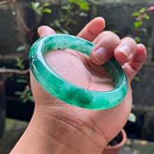 天然獨龍玉冰飄花手鐲內徑58.5黃夾綠手鐲 有細紋 烏雞 無 歷史價格詳細信息